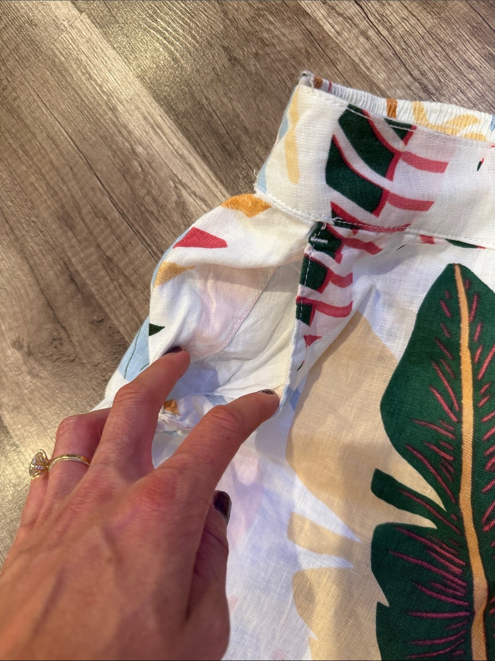 Cynthia Rowley 100% Linen Tropical Print Linen Pants - Multicolor Leaf Pattern - Picture 5 of 6